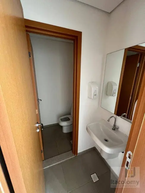 Foto 9 de Loja à venda e para alugar, 361m2 em Tamboré, Santana De Parnaiba - SP