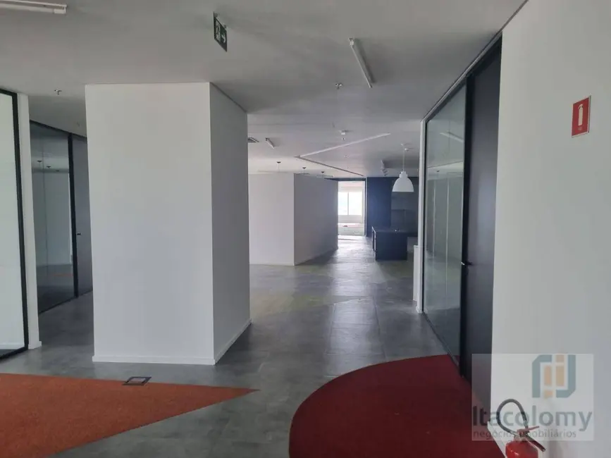 Foto 4 de Loft / Flat à venda e para alugar, 1988m2 em Alphaville Industrial, Barueri - SP