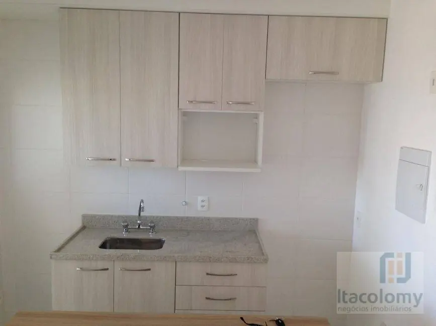 Foto 3 de Apartamento com 1 quarto à venda e para alugar, 51m2 em Empresarial 18 do Forte, Barueri - SP