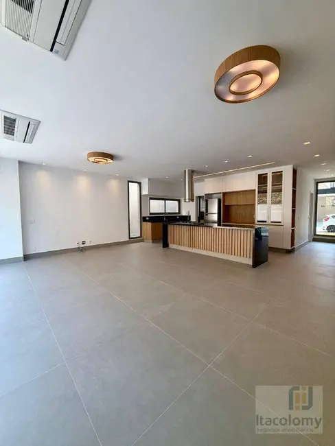 Foto 3 de Casa de Condomínio com 3 quartos para alugar, 230m2 em Santana De Parnaiba - SP