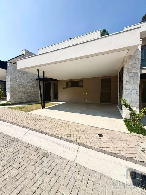 Foto 2 de Casa de Condomínio com 3 quartos para alugar, 230m2 em Santana De Parnaiba - SP