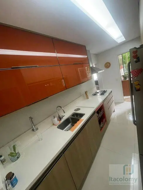 Apartamento com 3 quartos à venda, 94m2 em Jardim Tupanci, Barueri - SP - imagem 4 Foto 4 de Apartamento com 3 quartos à venda, 94m2 em Jardim Tupanci, Barueri - SP