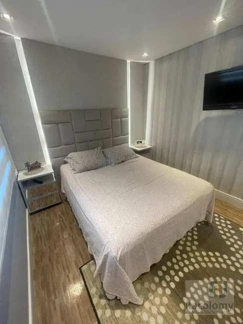 Apartamento com 3 quartos à venda, 94m2 em Jardim Tupanci, Barueri - SP - imagem 8 Foto 8 de Apartamento com 3 quartos à venda, 94m2 em Jardim Tupanci, Barueri - SP