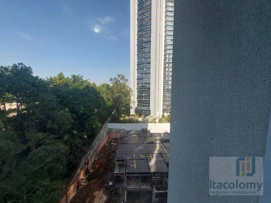 Foto 2 de Apartamento com 2 quartos para alugar, 77m2 em Empresarial 18 do Forte, Barueri - SP