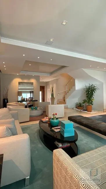 Casa de Condomínio com 4 quartos à venda, 566m2 em Tamboré, Santana De Parnaiba - SP - imagem 7 Foto 7 de Casa de Condomínio com 4 quartos à venda, 566m2 em Tamboré, Santana De Parnaiba - SP