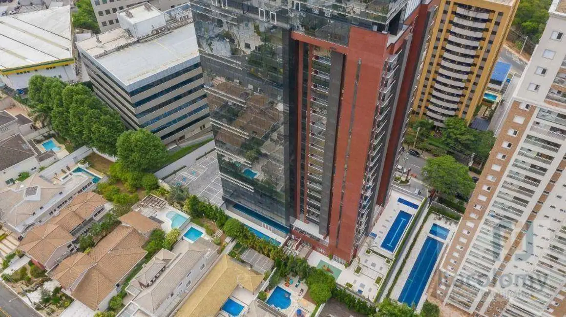 Foto 1 de Sala Comercial à venda, 117m2 em Empresarial 18 do Forte, Barueri - SP