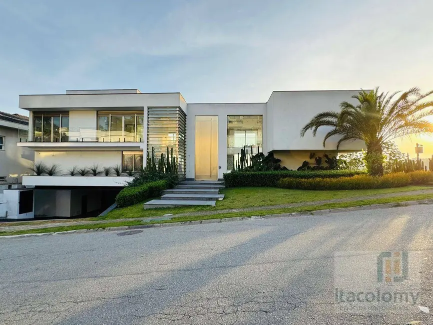 Foto 3 de Casa de Condomínio com 4 quartos à venda, 1385m2 em Tamboré, Santana De Parnaiba - SP