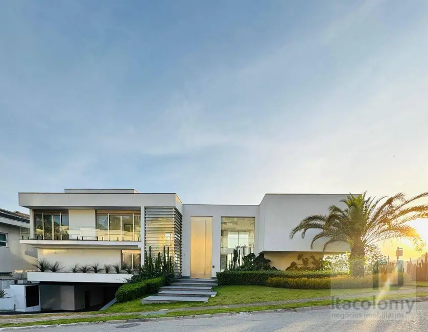 Foto 2 de Casa de Condomínio com 4 quartos à venda, 1385m2 em Tamboré, Santana De Parnaiba - SP