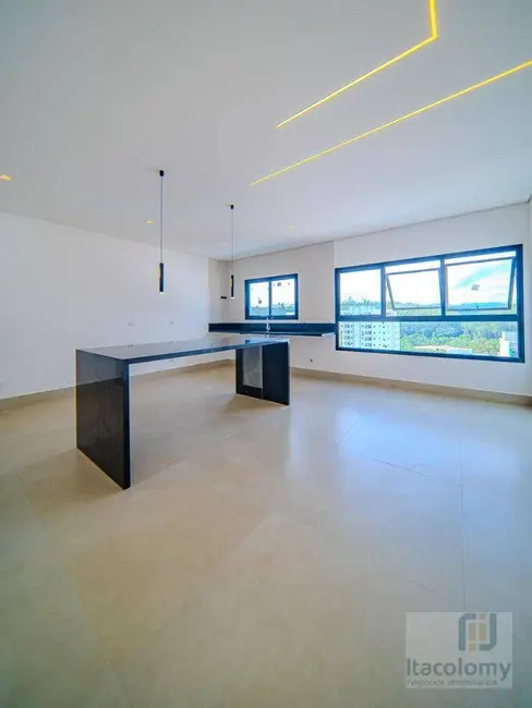 Foto 3 de Casa de Condomínio com 3 quartos à venda, 198m2 em Portais (Polvilho), Cajamar - SP