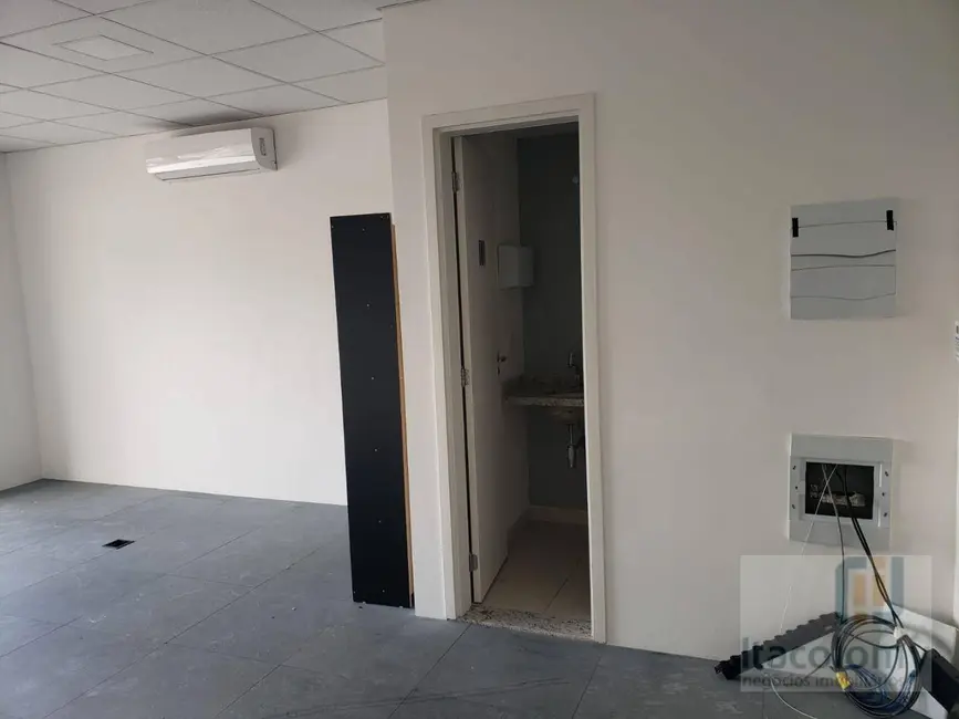 Foto 6 de Sala Comercial à venda, 70m2 em Vila Madalena, São Paulo - SP