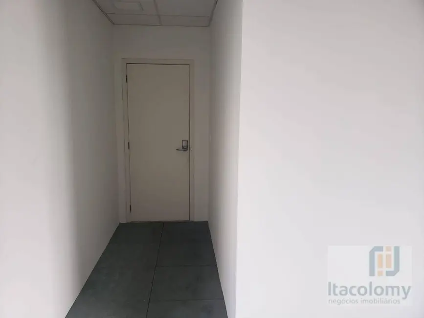 Foto 4 de Sala Comercial à venda, 70m2 em Vila Madalena, São Paulo - SP