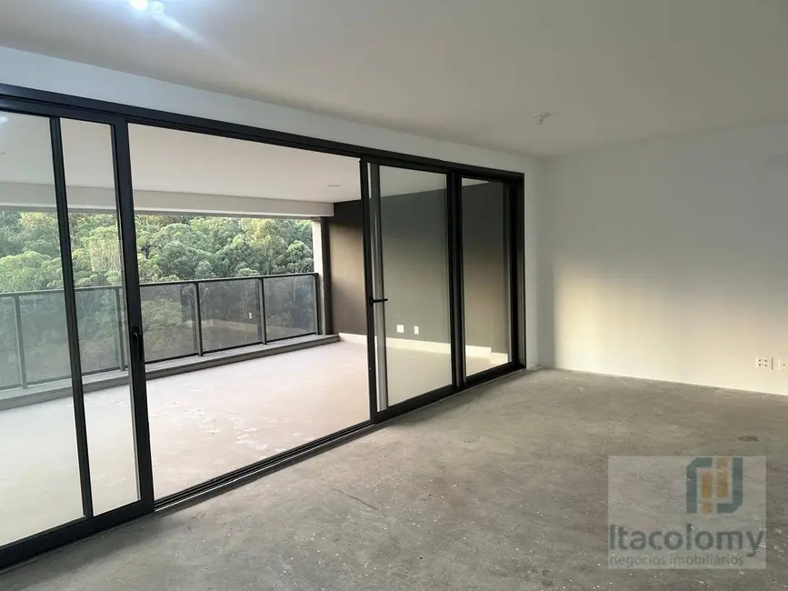 Apartamento com 4 quartos à venda, 330m2 em Jardim Fonte do Morumbi, São Paulo - SP - imagem 2 Foto 2 de Apartamento com 4 quartos à venda, 330m2 em Jardim Fonte do Morumbi, São Paulo - SP