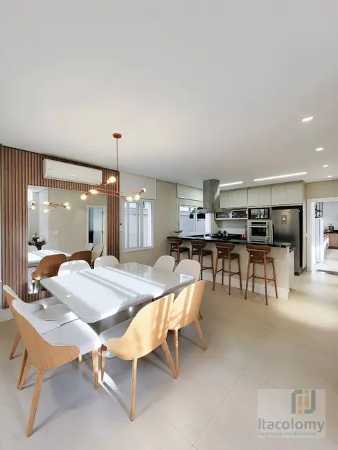 Foto 8 de Casa de Condomínio com 3 quartos à venda, 520m2 em Santana De Parnaiba - SP