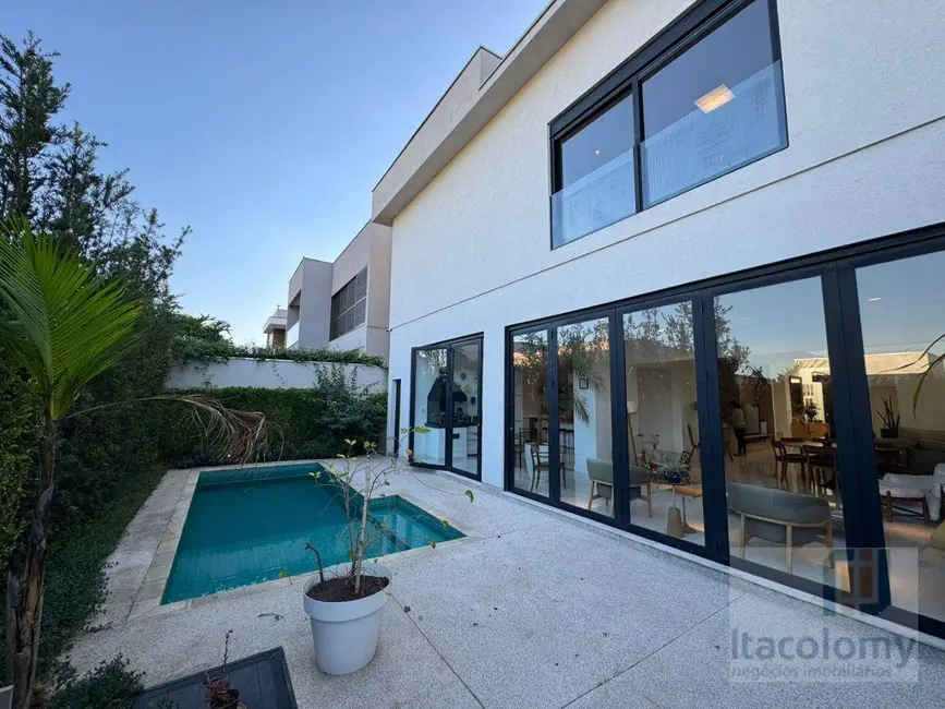 Foto 2 de Casa de Condomínio com 4 quartos à venda e para alugar, 422m2 em Tamboré, Santana De Parnaiba - SP