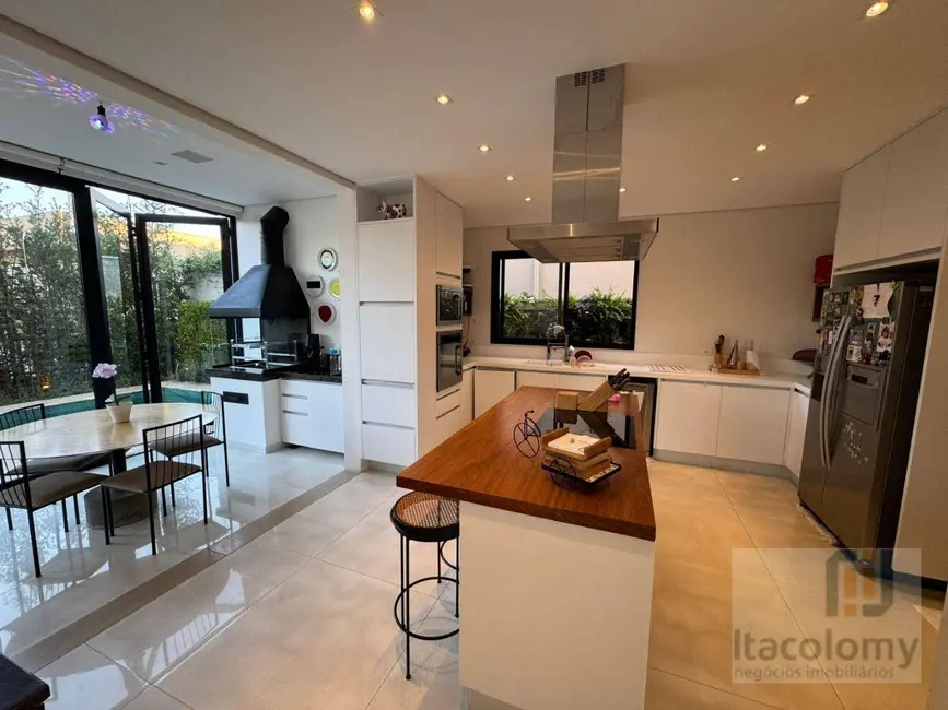 Foto 9 de Casa de Condomínio com 4 quartos à venda e para alugar, 422m2 em Tamboré, Santana De Parnaiba - SP