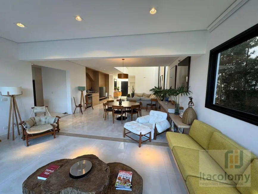 Foto 8 de Casa de Condomínio com 4 quartos à venda e para alugar, 422m2 em Tamboré, Santana De Parnaiba - SP