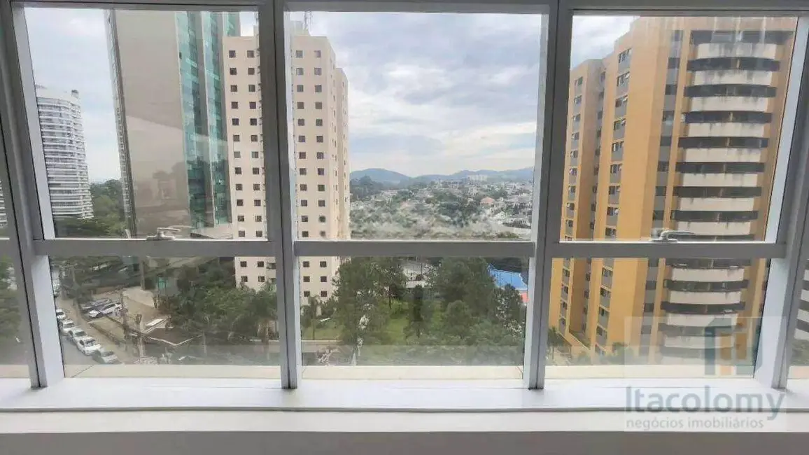 Sala Comercial à venda, 66m2 em Empresarial 18 do Forte, Barueri - SP - imagem 6 Foto 6 de Sala Comercial à venda, 66m2 em Empresarial 18 do Forte, Barueri - SP