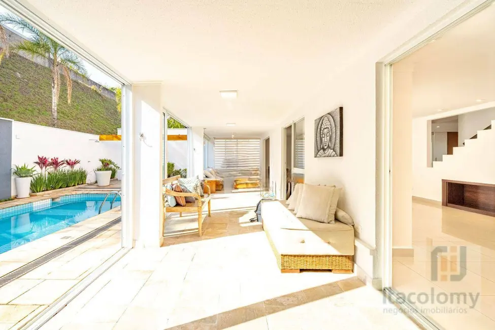 Foto 7 de Casa de Condomínio com 4 quartos à venda, 329m2 em Santana De Parnaiba - SP