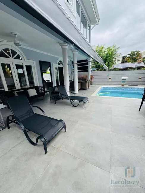 Foto 2 de Casa de Condomínio com 3 quartos à venda, 368m2 em Santana De Parnaiba - SP