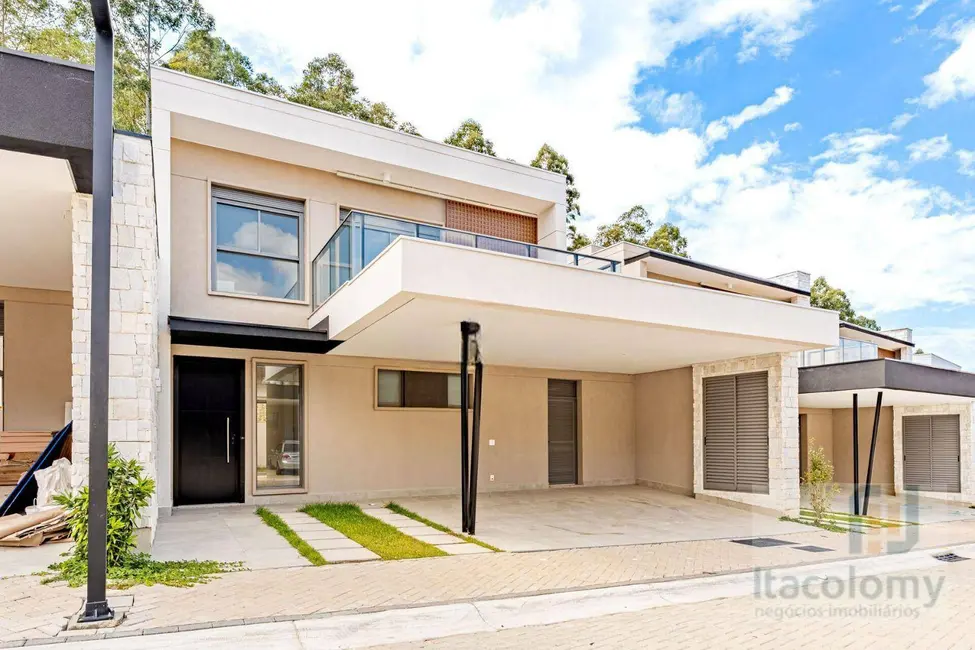 Foto 2 de Casa de Condomínio com 3 quartos à venda, 240m2 em Tamboré, Barueri - SP