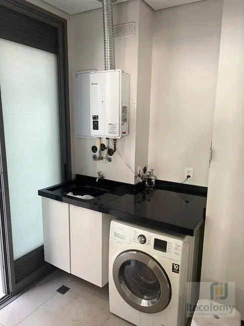 Casa de Condomínio com 3 quartos à venda e para alugar, 200m2 em Santana De Parnaiba - SP - imagem 3 Foto 3 de Casa de Condomínio com 3 quartos à venda e para alugar, 200m2 em Santana De Parnaiba - SP