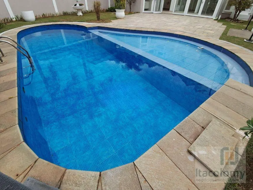 Foto 3 de Casa de Condomínio com 5 quartos à venda e para alugar, 600m2 em Santana De Parnaiba - SP