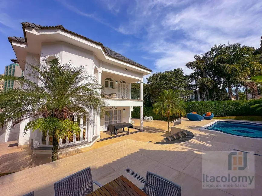 Casa de Condomínio com 4 quartos à venda, 655m2 em Santana De Parnaiba - SP - imagem 2 Foto 2 de Casa de Condomínio com 4 quartos à venda, 655m2 em Santana De Parnaiba - SP