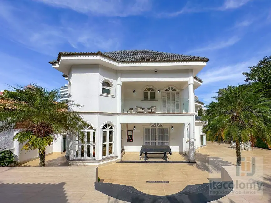 Casa de Condomínio com 4 quartos à venda, 655m2 em Santana De Parnaiba - SP - imagem 9 Foto 9 de Casa de Condomínio com 4 quartos à venda, 655m2 em Santana De Parnaiba - SP