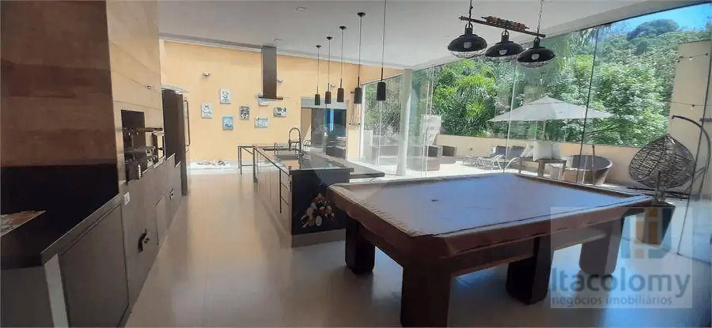 Foto 9 de Casa de Condomínio com 3 quartos à venda, 1240m2 em Mairipora - SP