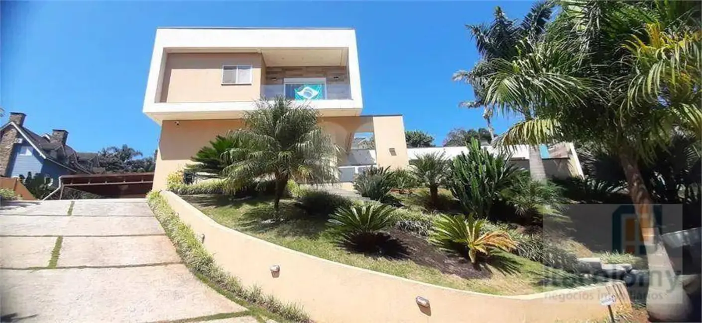Foto 1 de Casa de Condomínio com 3 quartos à venda, 1240m2 em Mairipora - SP