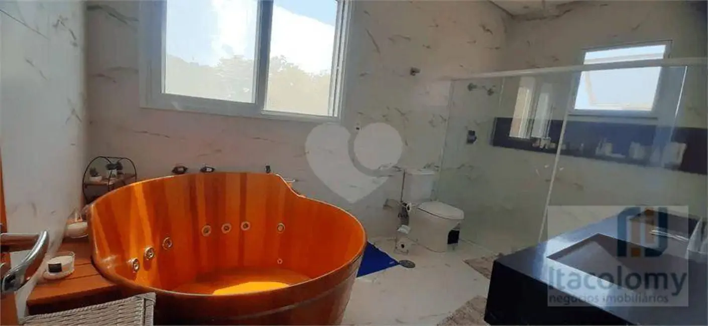 Foto 8 de Casa de Condomínio com 3 quartos à venda, 1240m2 em Mairipora - SP