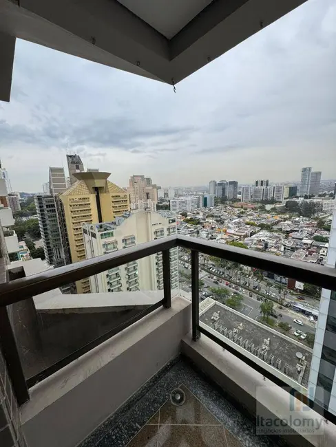 Foto 4 de Apartamento com 4 quartos para alugar, 288m2 em Alphaville Industrial, Barueri - SP