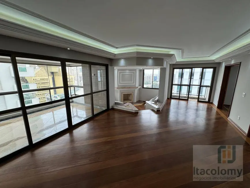 Foto 1 de Apartamento com 4 quartos para alugar, 288m2 em Alphaville Industrial, Barueri - SP