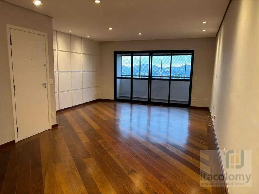 Foto 1 de Apartamento com 3 quartos para alugar, 154m2 em Alphaville Industrial, Barueri - SP