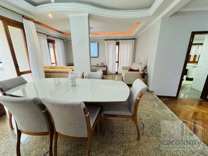 Foto 9 de Casa de Condomínio com 4 quartos à venda e para alugar, 360m2 em Santana De Parnaiba - SP