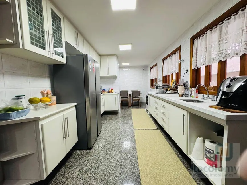 Foto 3 de Casa de Condomínio com 4 quartos à venda e para alugar, 360m2 em Santana De Parnaiba - SP