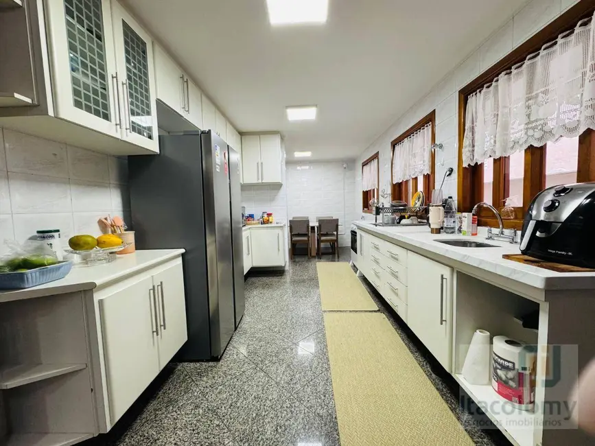 Foto 3 de Casa de Condomínio com 4 quartos à venda e para alugar, 360m2 em Santana De Parnaiba - SP