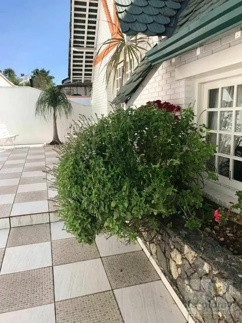 Foto 4 de Casa de Condomínio com 4 quartos à venda, 850m2 em Santana De Parnaiba - SP