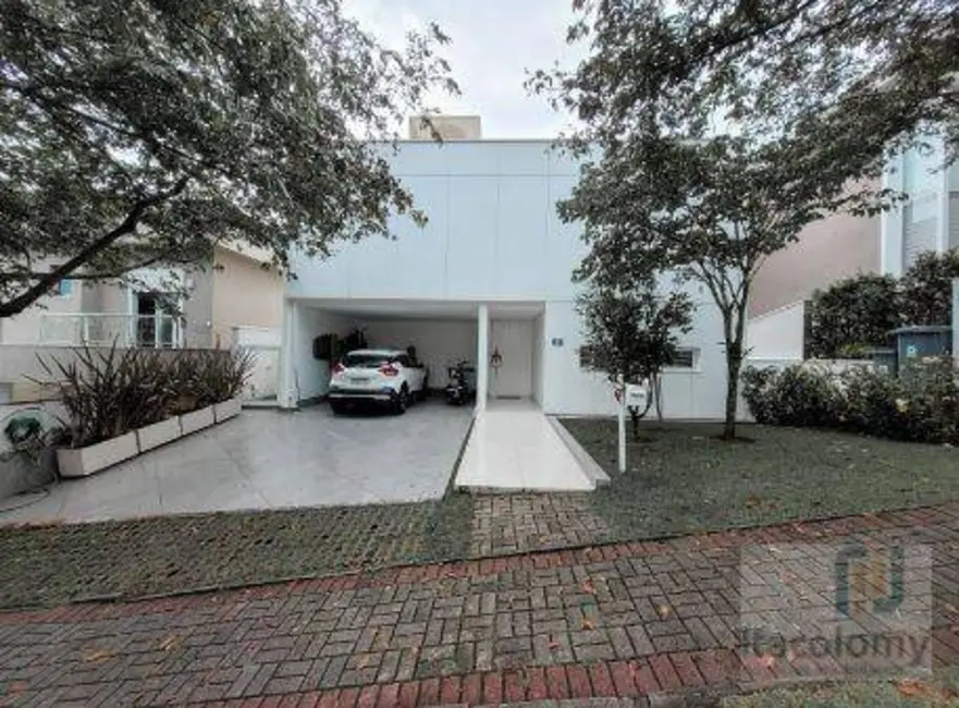 Foto 1 de Casa de Condomínio com 3 quartos para alugar, 420m2 em Colinas da Anhangüera, Santana De Parnaiba - SP