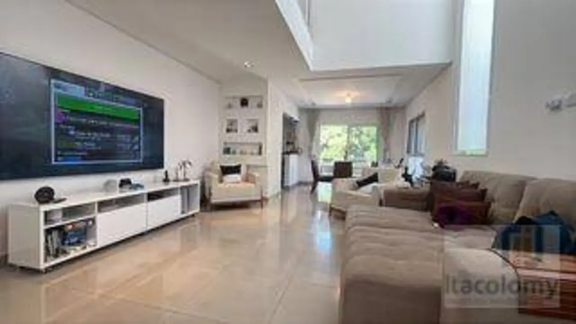 Foto 4 de Casa de Condomínio com 4 quartos à venda, 300m2 em Suru, Santana De Parnaiba - SP