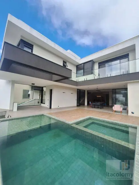 Casa de Condomínio com 5 quartos à venda, 477m2 em Tamboré, Santana De Parnaiba - SP - imagem 2 Foto 2 de Casa de Condomínio com 5 quartos à venda, 477m2 em Tamboré, Santana De Parnaiba - SP