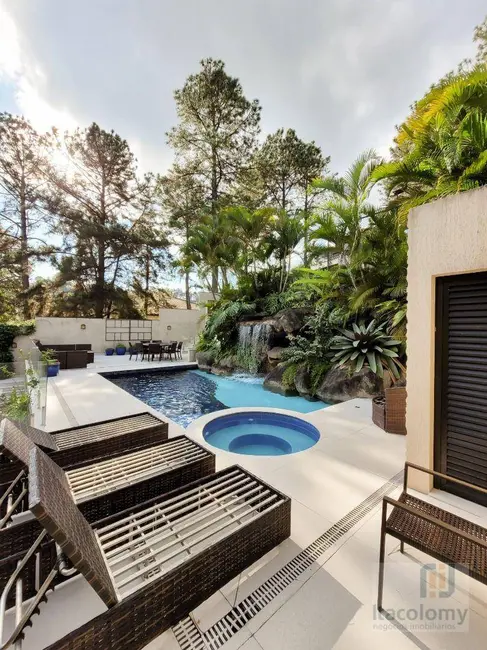 Foto 9 de Casa de Condomínio com 3 quartos à venda, 870m2 em Santana De Parnaiba - SP