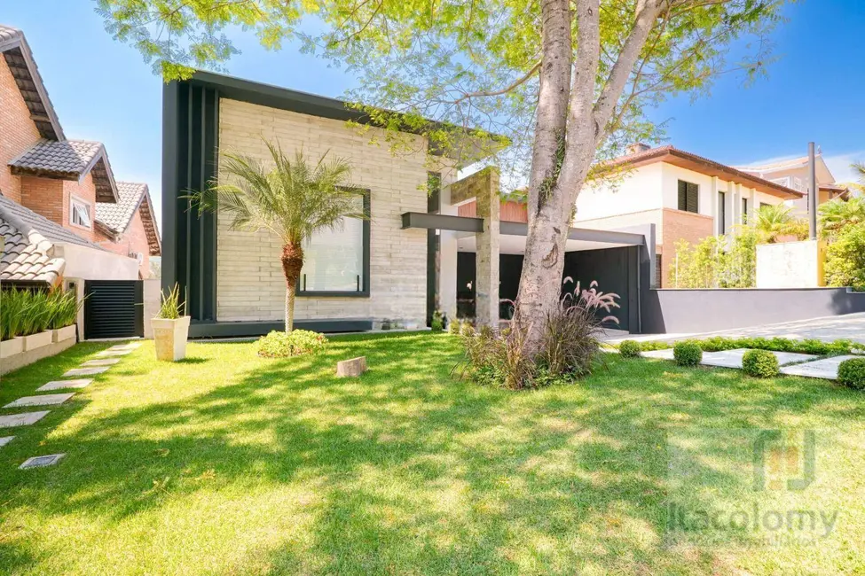 Foto 2 de Casa de Condomínio com 3 quartos à venda, 450m2 em Santana De Parnaiba - SP