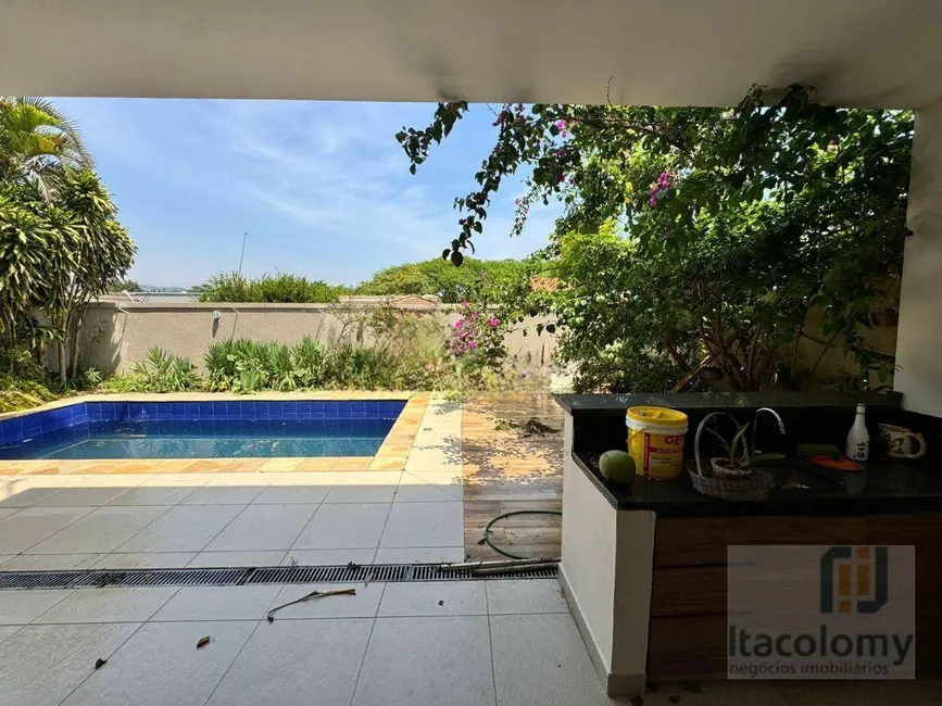 Casa de Condomínio com 4 quartos à venda, 363m2 em Santana De Parnaiba - SP - imagem 3 Foto 3 de Casa de Condomínio com 4 quartos à venda, 363m2 em Santana De Parnaiba - SP