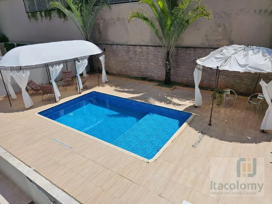 Casa de Condomínio com 3 quartos à venda, 420m2 em Tamboré, Barueri - SP - imagem 6 Foto 6 de Casa de Condomínio com 3 quartos à venda, 420m2 em Tamboré, Barueri - SP