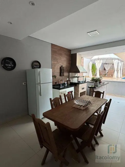 Casa de Condomínio com 3 quartos à venda, 420m2 em Tamboré, Barueri - SP - imagem 9 Foto 9 de Casa de Condomínio com 3 quartos à venda, 420m2 em Tamboré, Barueri - SP