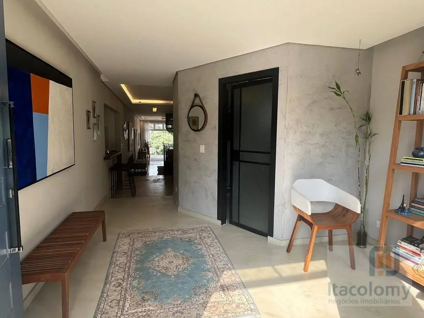 Foto 4 de Casa de Condomínio com 3 quartos à venda e para alugar, 350m2 em Santana De Parnaiba - SP