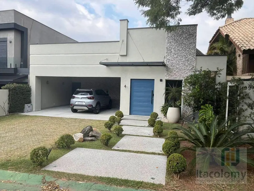 Foto 1 de Casa de Condomínio com 3 quartos à venda, 350m2 em Santana De Parnaiba - SP