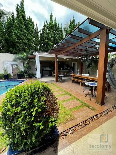 Foto 4 de Casa de Condomínio com 4 quartos à venda, 720m2 em Santana De Parnaiba - SP