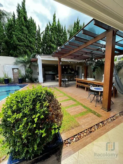 Casa de Condomínio com 4 quartos à venda, 720m2 em Santana De Parnaiba - SP - imagem 4 Foto 4 de Casa de Condomínio com 4 quartos à venda, 720m2 em Santana De Parnaiba - SP